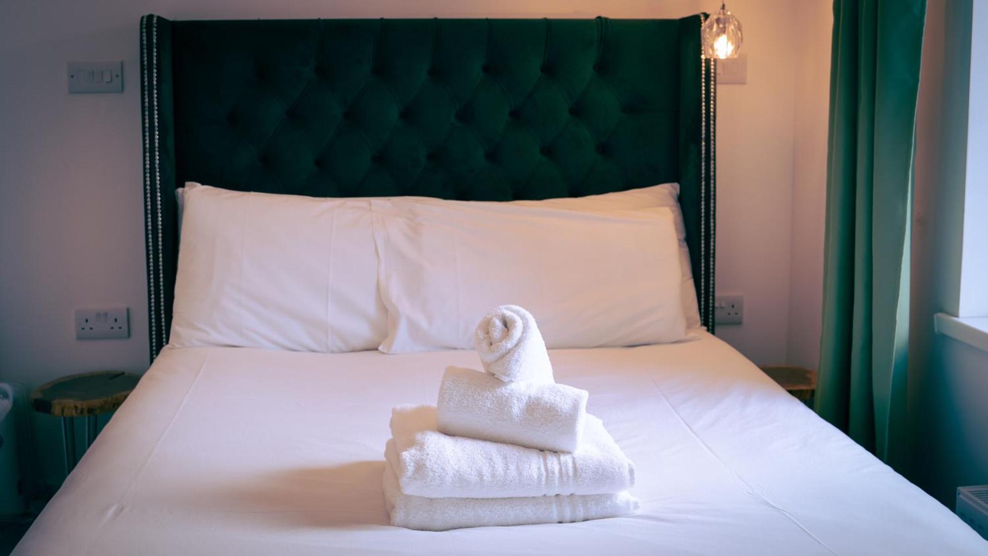 Oyo Newquay Beach Hotel Eksteriør bilde